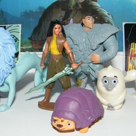 Disney Raya and the Last Dragon Movie Party Favors Set of 12 Fun Characters - Picture 2 of 7